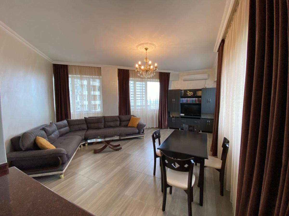 Gorgiladze Black Sea Apartment Batumi Exteriör bild